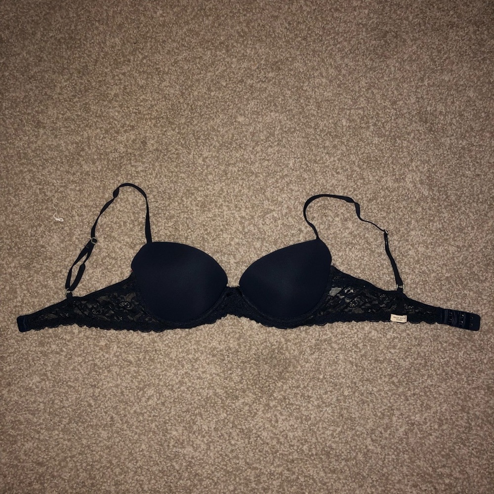 Gilly Hicks 34C navy bra